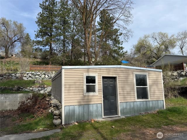 Property photo for 649 5th Avenue N, Okanogan photo 4