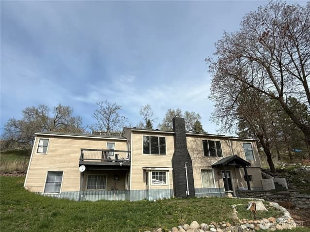 Property photo for 649 5th Avenue N, Okanogan photo 3