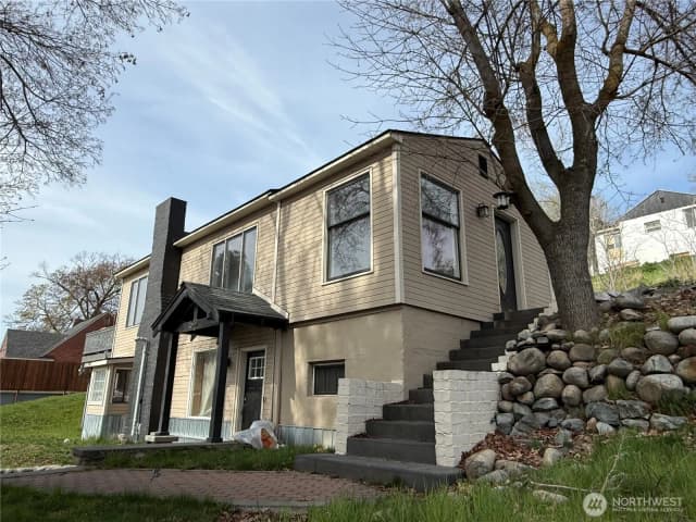 Property photo for 649 5th Avenue N, Okanogan photo 5