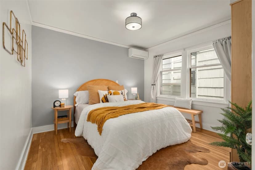 Property photo for 5009 S Alaska Street, Seattle photo 13