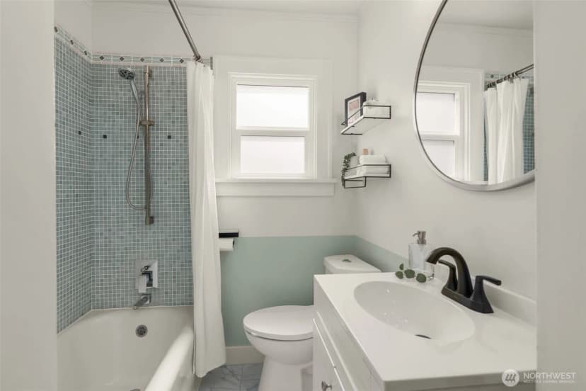 Property photo for 5009 S Alaska Street, Seattle photo 11