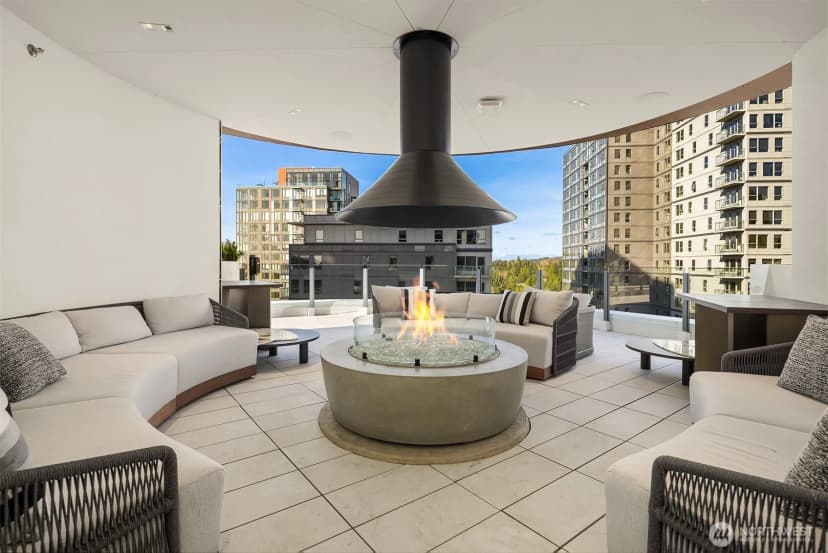 Property photo for 838 Avenue Square Ne #1701, Bellevue photo 16