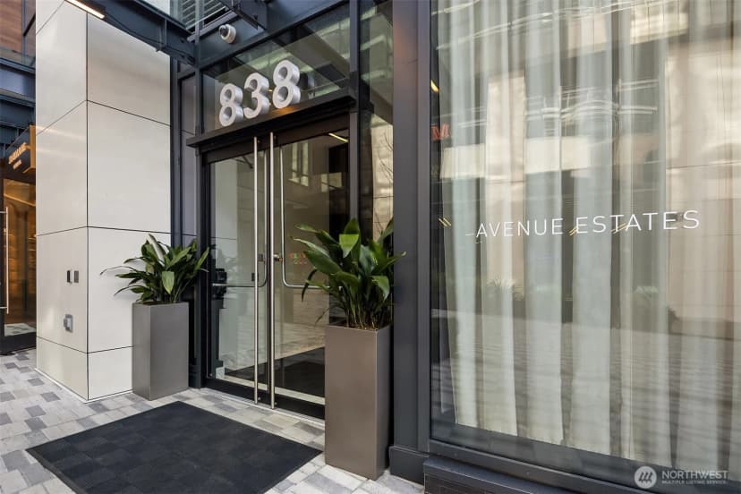 Property photo for 838 Avenue Square Ne #1701, Bellevue photo 19