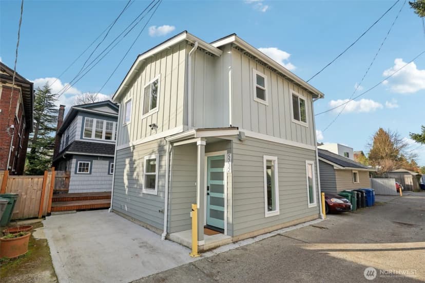 Property photo for 5230 16th Avenue Ne, Seattle photo 23