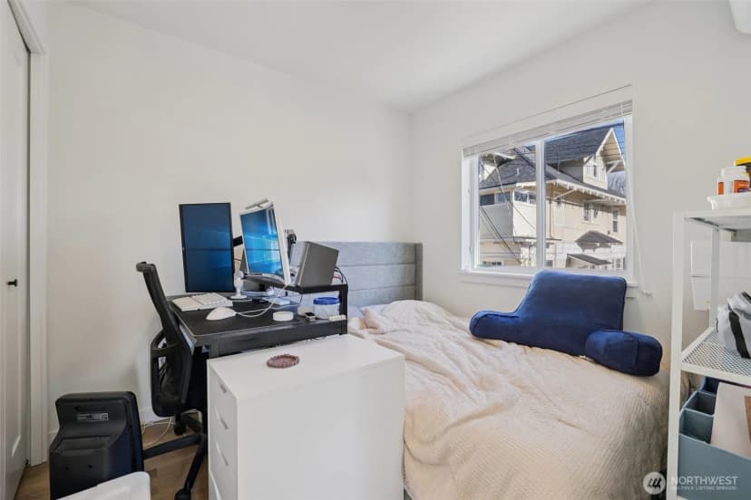 Property photo for 5230 16th Avenue Ne, Seattle photo 28