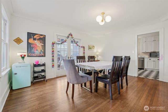 Property photo for 5230 16th Avenue Ne, Seattle photo 5