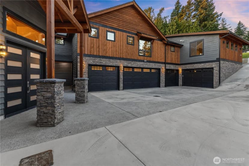 Property photo for 1024 184th Avenue Ct E, Lake Tapps photo 16