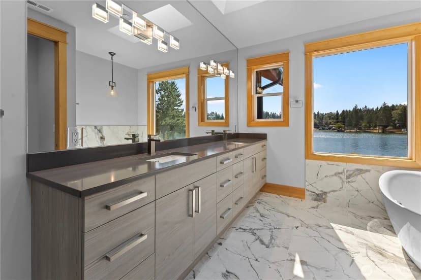 Property photo for 1024 184th Avenue Ct E, Lake Tapps photo 11