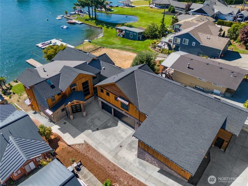Property photo for 1024 184th Avenue Ct E, Lake Tapps
