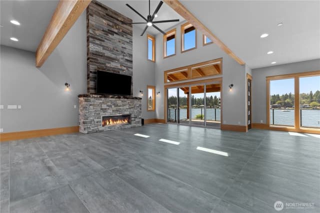 Property photo for 1024 184th Avenue Ct E, Lake Tapps photo 3