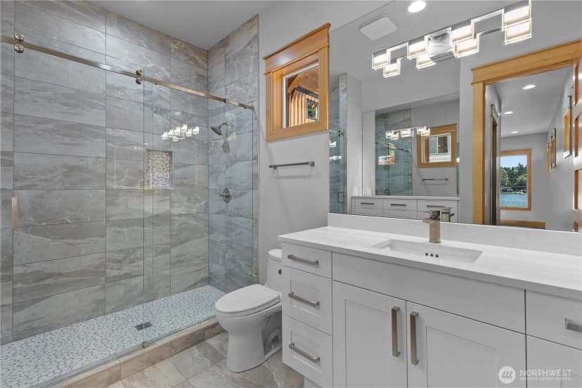 Property photo for 1024 184th Avenue Ct E, Lake Tapps photo 8
