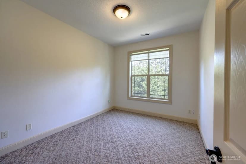 Property photo for 23310 J Street, Ocean Park photo 32