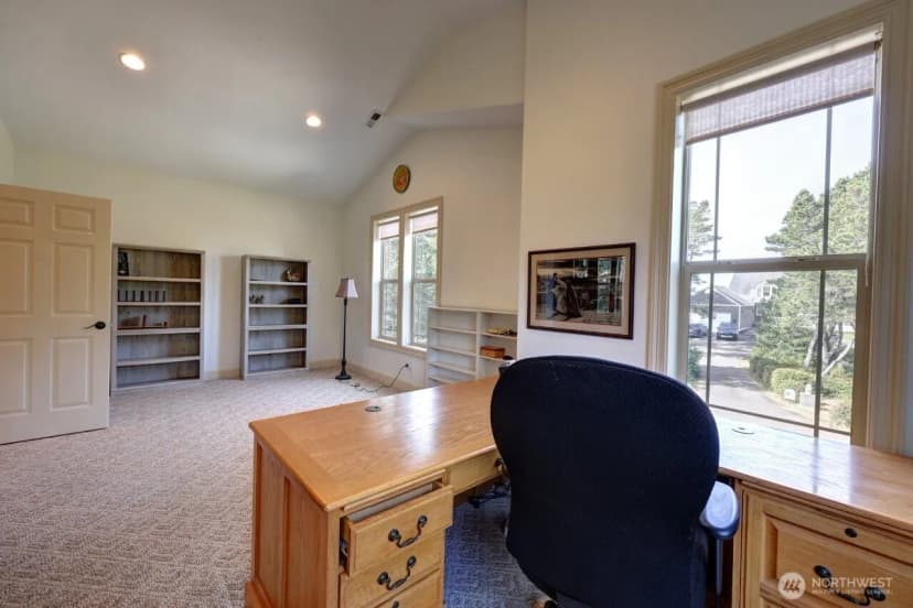 Property photo for 23310 J Street, Ocean Park photo 27