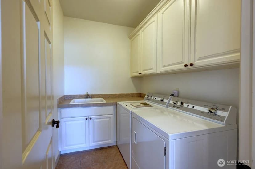 Property photo for 23310 J Street, Ocean Park photo 24
