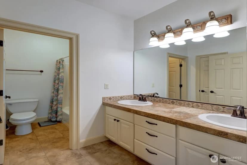 Property photo for 23310 J Street, Ocean Park photo 29
