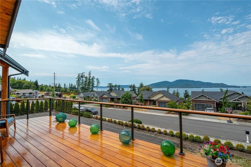 Property photo for 3803 W 2nd Street, Anacortes photo 18