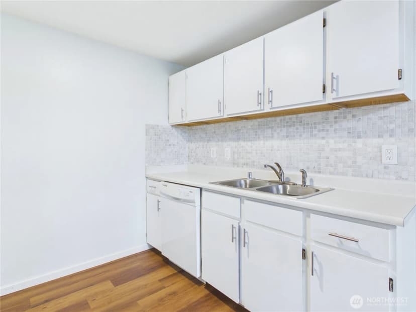 Property photo for 11002 Se Petrovitsky Road #i102, Renton photo 6
