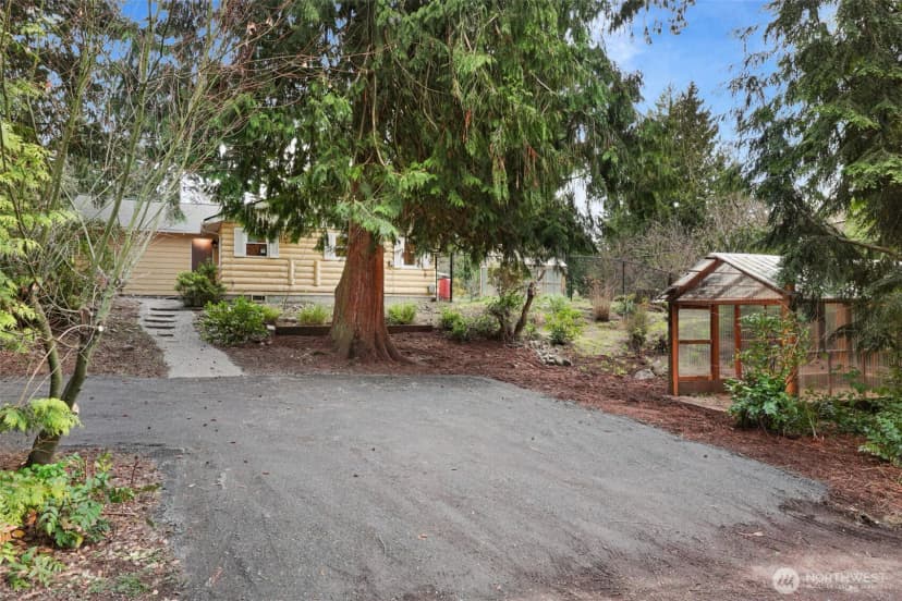 Property photo for 19413 88th Avenue W, Edmonds photo 24