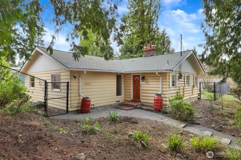Property photo for 19413 88th Avenue W, Edmonds photo 23