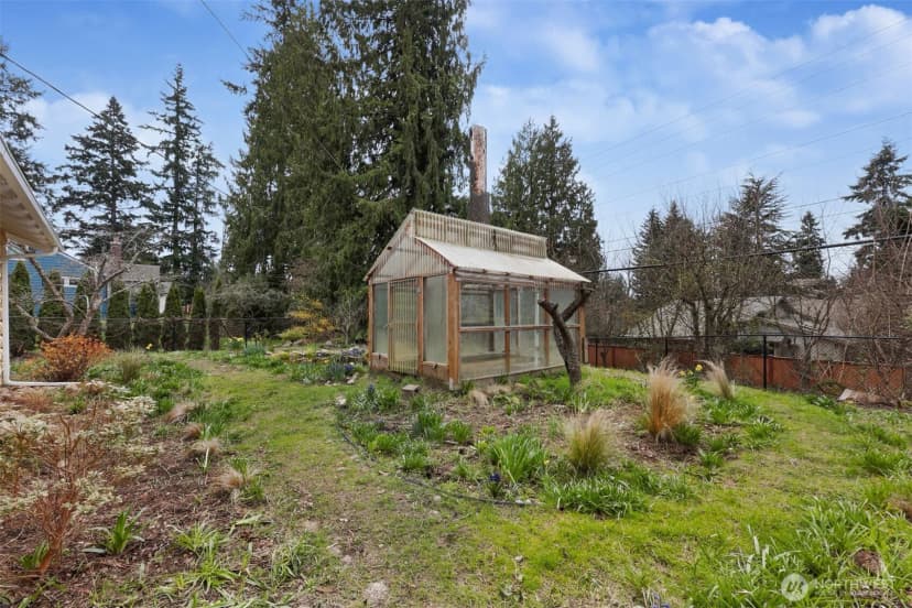 Property photo for 19413 88th Avenue W, Edmonds photo 22