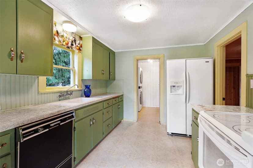 Property photo for 19413 88th Avenue W, Edmonds photo 8