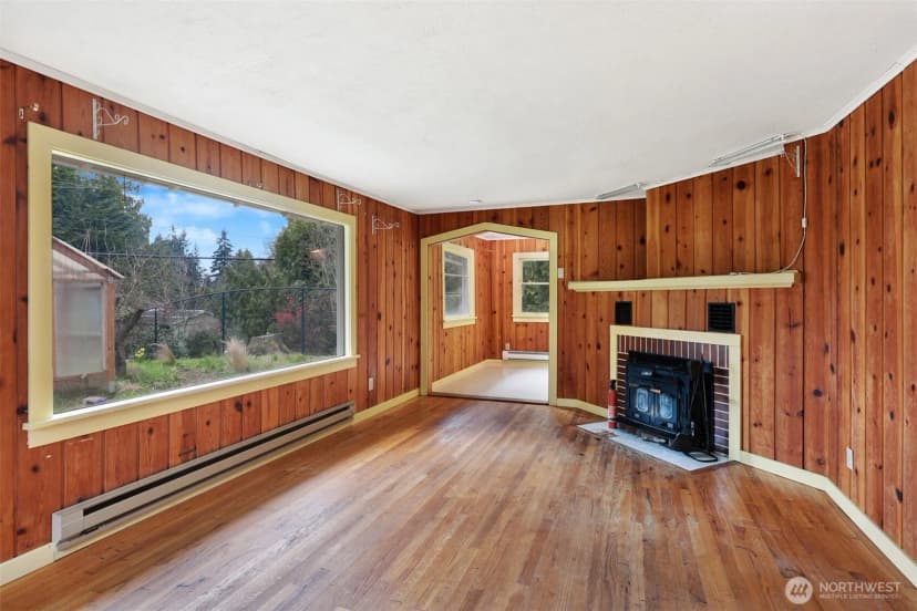 Property photo for 19413 88th Avenue W, Edmonds photo 3