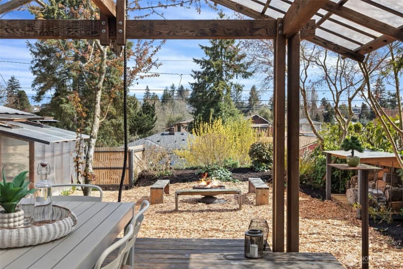 Property photo for 3812 50th Avenue Sw, Seattle photo 24