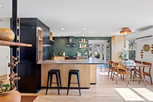 Property photo for 3812 50th Avenue Sw, Seattle