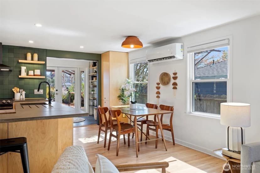 Property photo for 3812 50th Avenue Sw, Seattle photo 10