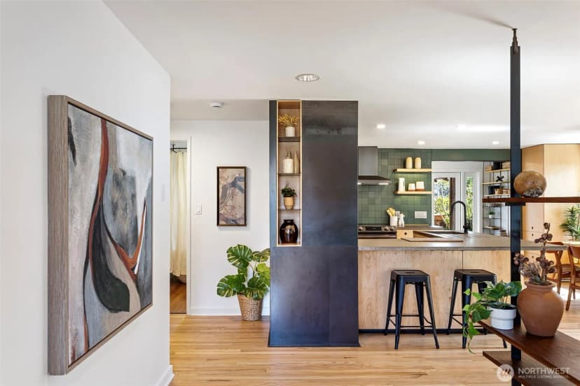 Property photo for 3812 50th Avenue Sw, Seattle photo 3