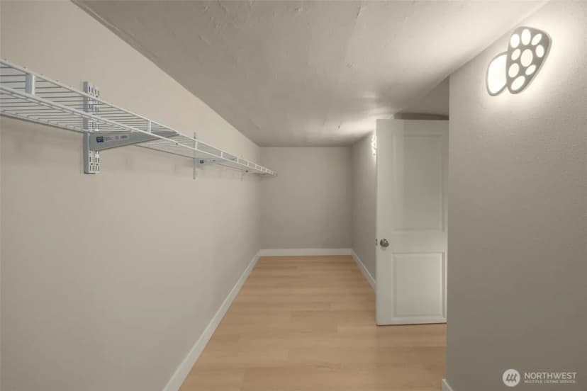 Property photo for 12041 S 56th Place, Seattle photo 17