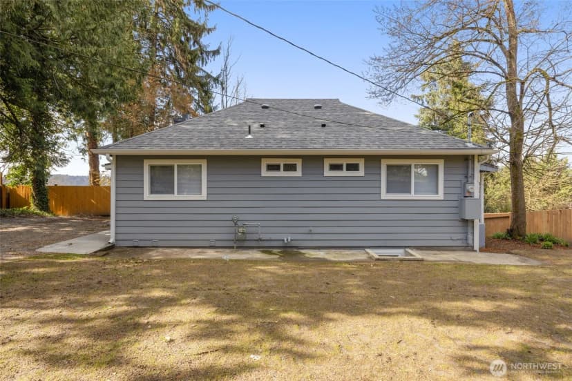 Property photo for 12041 S 56th Place, Seattle photo 30