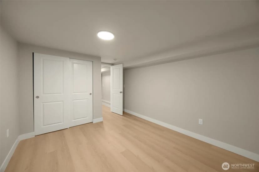 Property photo for 12041 S 56th Place, Seattle photo 20