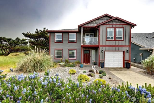Property photo for 32500 G St, Ocean Park