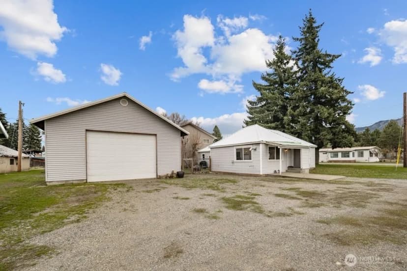 Property photo for 714 Madison Avenue, South Cle Elum photo 6