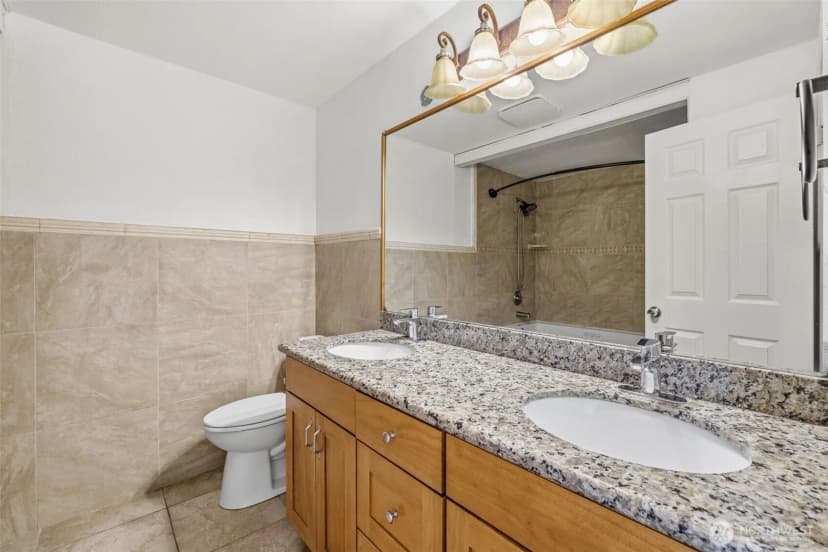 Property photo for 24856 145th Lane Se, Kent photo 18