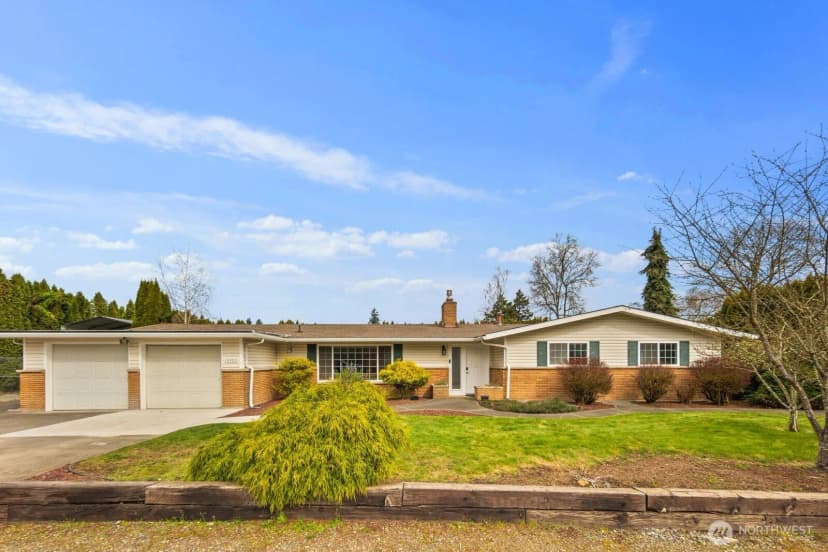 Property photo for 10400 Se 194th Place, Renton