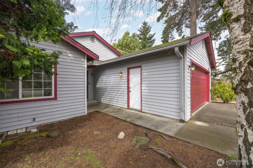 Property photo for 3412 W 4th St, Anacortes photo 35