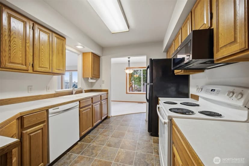 Property photo for 3412 W 4th St, Anacortes photo 6