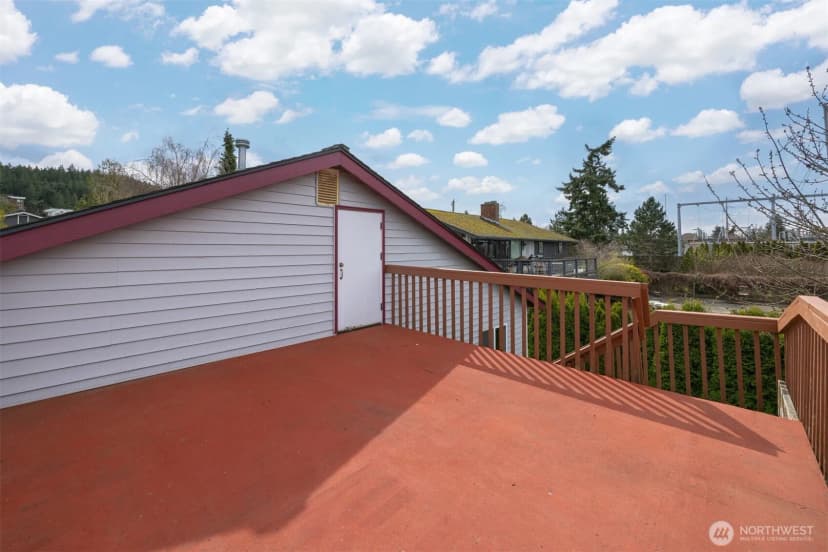 Property photo for 3412 W 4th St, Anacortes photo 26