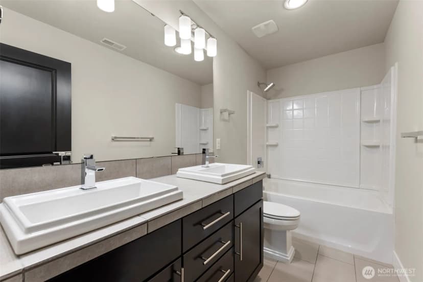 Property photo for 1421 184th Street Sw, Lynnwood photo 23
