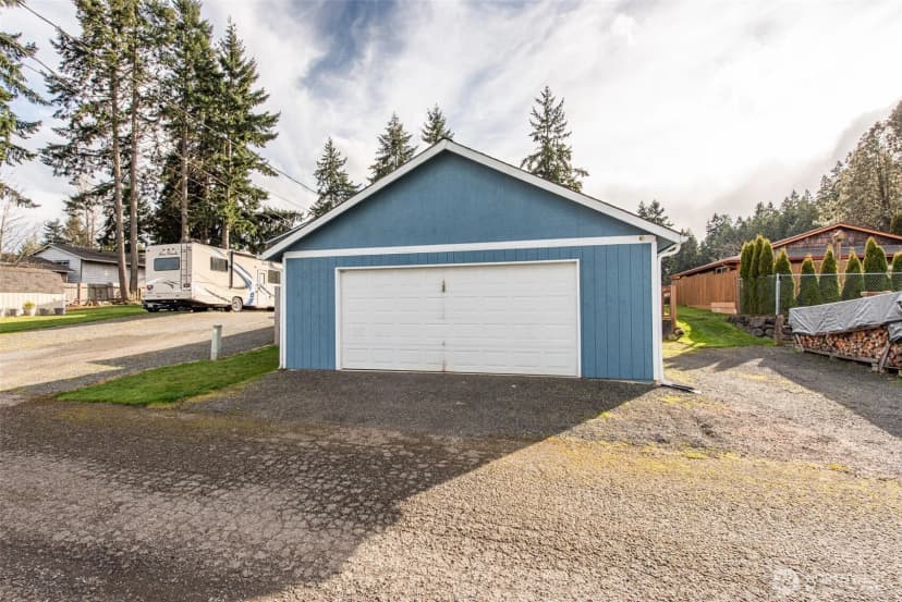 Property photo for 1225 W 17th St, Port Angeles photo 33