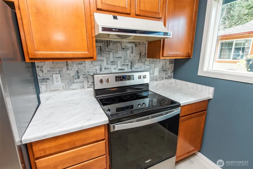 Property photo for 1225 W 17th St, Port Angeles photo 13