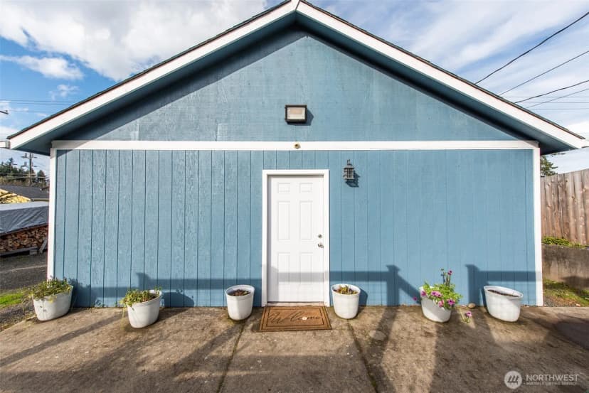 Property photo for 1225 W 17th St, Port Angeles photo 30