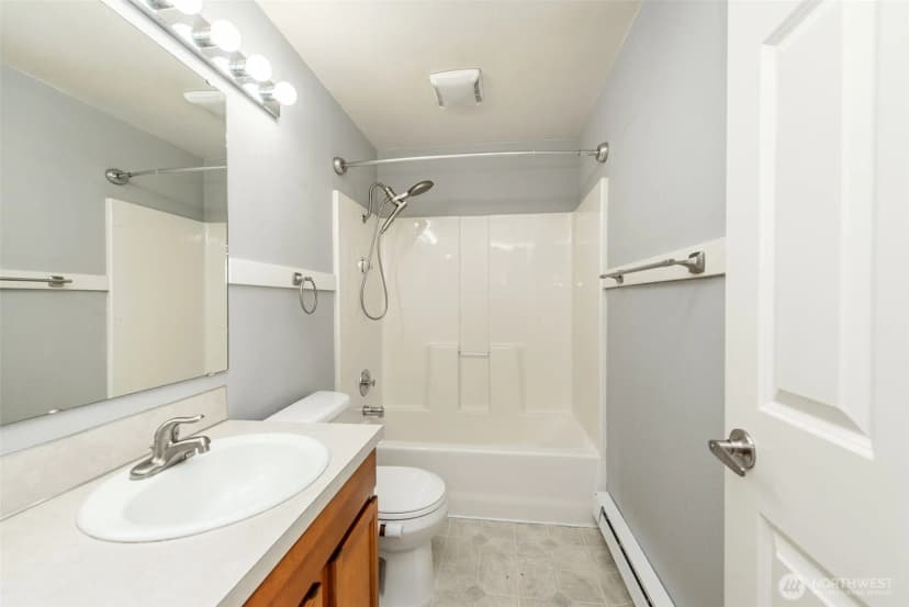 Property photo for 1225 W 17th St, Port Angeles photo 19