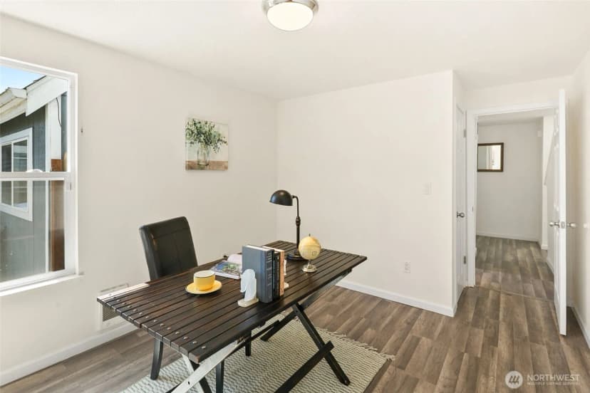 Property photo for 12219 4th Place W, Everett photo 8
