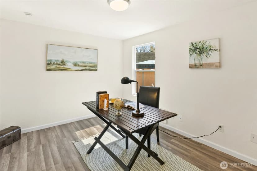 Property photo for 12219 4th Place W, Everett photo 9