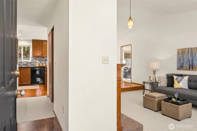Property photo for 15315 Se 142nd Street, Renton photo 3