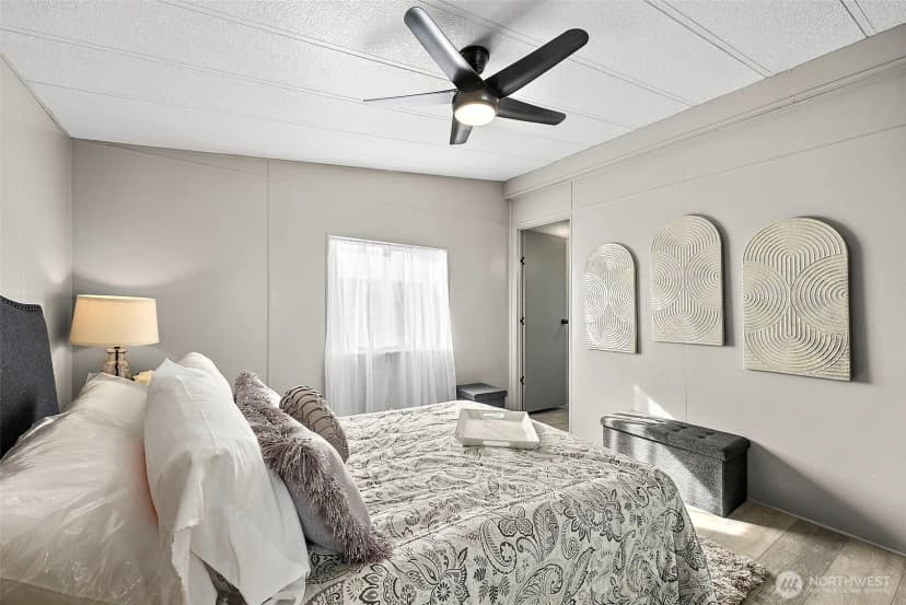 Property photo for 124 W Blakley Drive, Elma photo 23