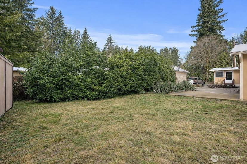 Property photo for 124 W Blakley Drive, Elma photo 32